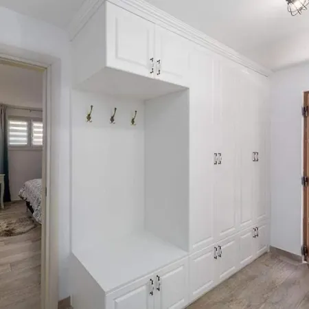 With Parking Space - 22308 Apartman *