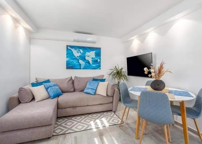 With Parking Space - 22308 公寓 *